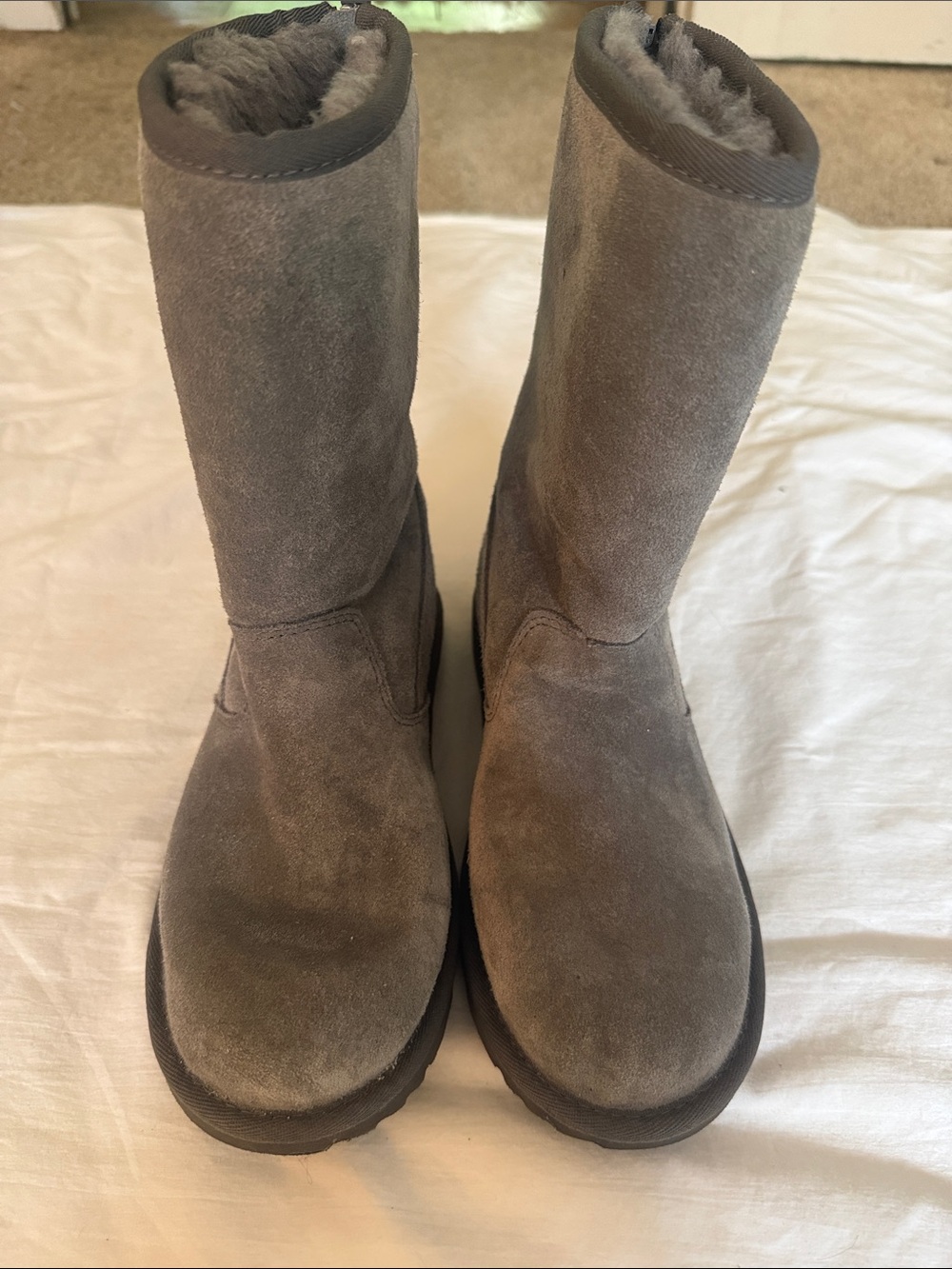 UGG kids Gray Suede Shearling Winter Boots